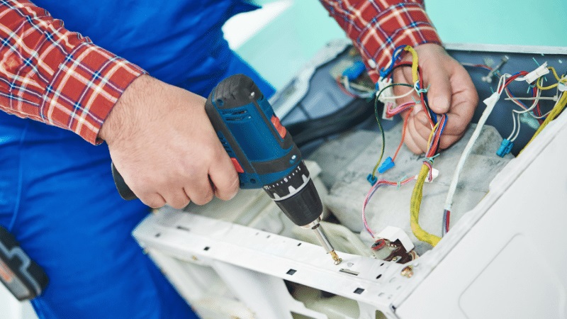 Kocaeli Daikin Daikin çamaşır makinesi kart tamiri – Su almama arızası orijinal parça ile giderildi. - Teknik servis örneği